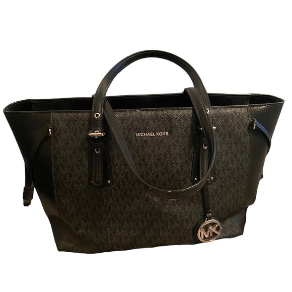 Michael Kors Jetset Black Signature Tote with Leather Trim & Silver-Tone Accents - Picture 1 of 7